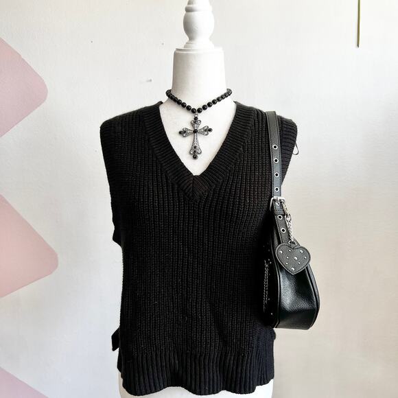 Sold outtt - Picture 1 of 4